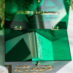 Cofre buzon de acrilico para tarjetas Mod.49