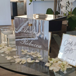 Cofre buzon de acrilico para tarjetas Mod.51