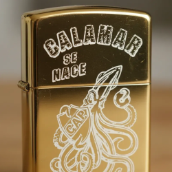 Encendedor metálico Dorado grabado Personalizado Platense CAP