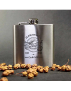 Petacas Personalizadas | Grabado de Nombres y Logos | Victorius Design